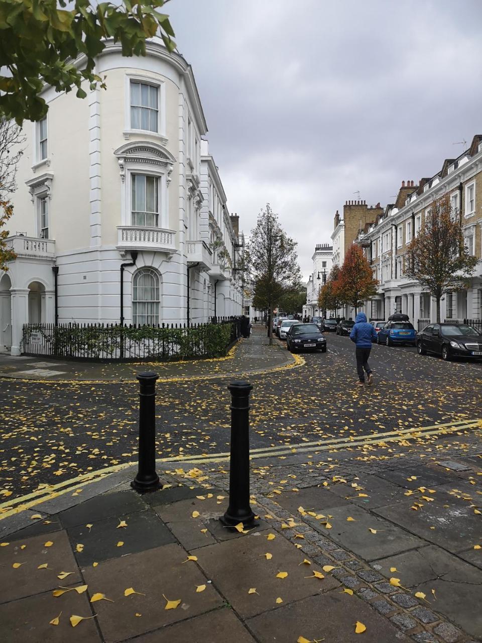 Victoria style flat near Victoria station Apartment Londra Exterior foto
